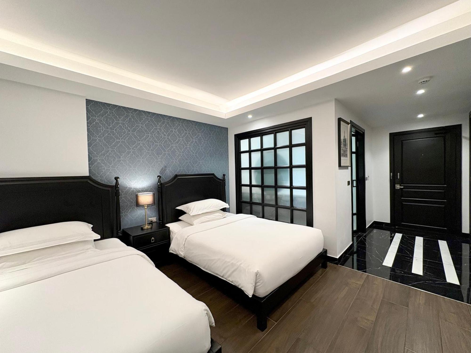 Glory Boutique Suites 清迈古城荣耀精品酒店 شيانغ ماي المظهر الخارجي الصورة